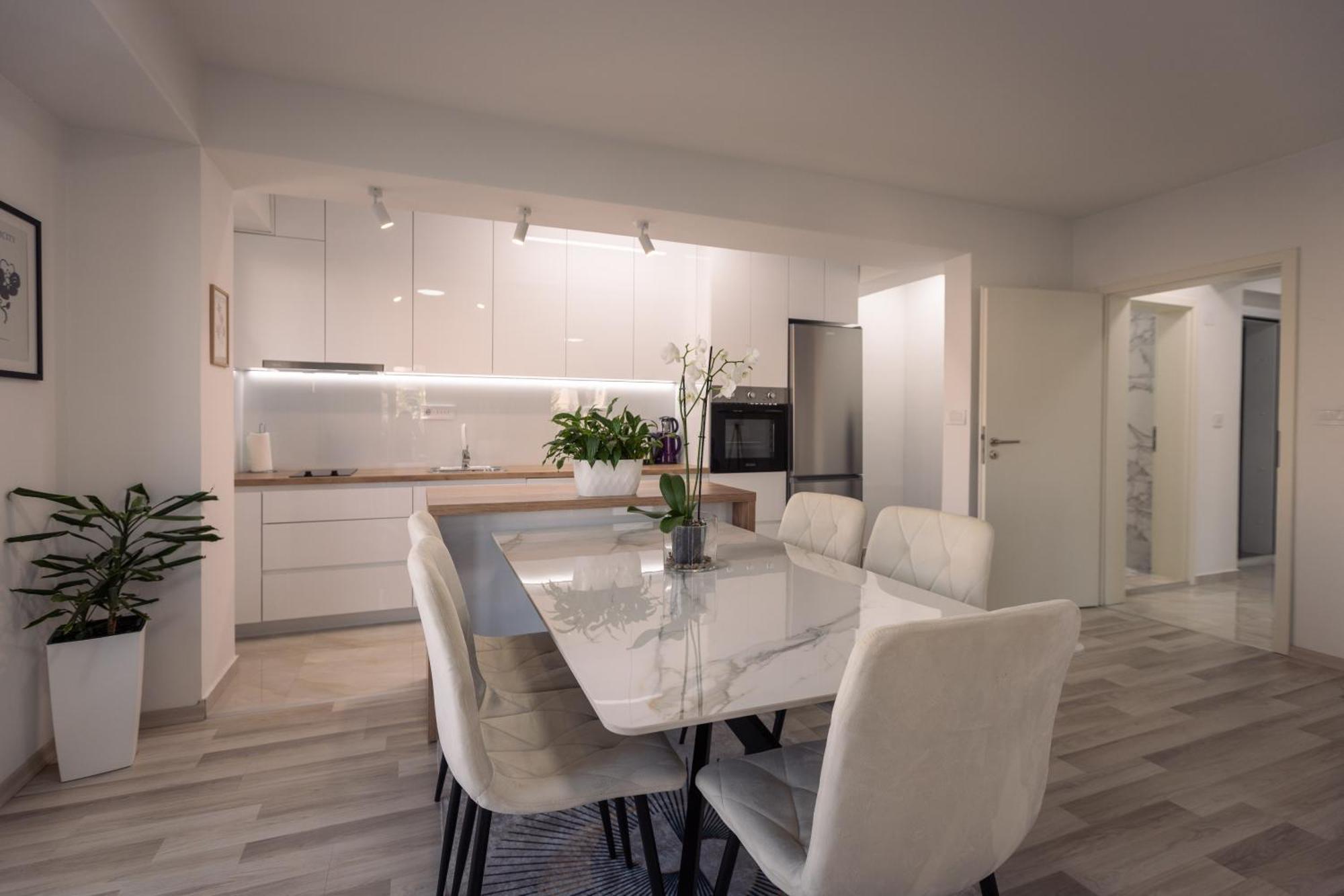 T20 Apartments Skopje Eksteriør bilde